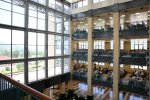 Interni della biblioteca del polo scientifico
